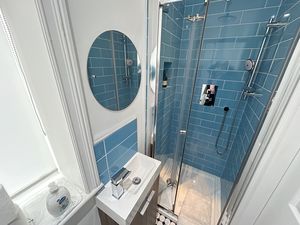 Photo 28- click for photo gallery